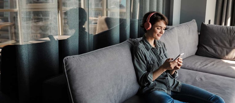 The Nice-to-Listen to List: 8 Podcasts to Help You Ring in the New Year