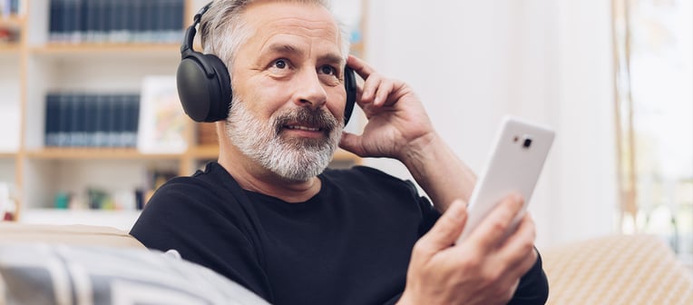 The 8 Must-Listen-to HR Podcasts to Brighten Your Last Days of Summer